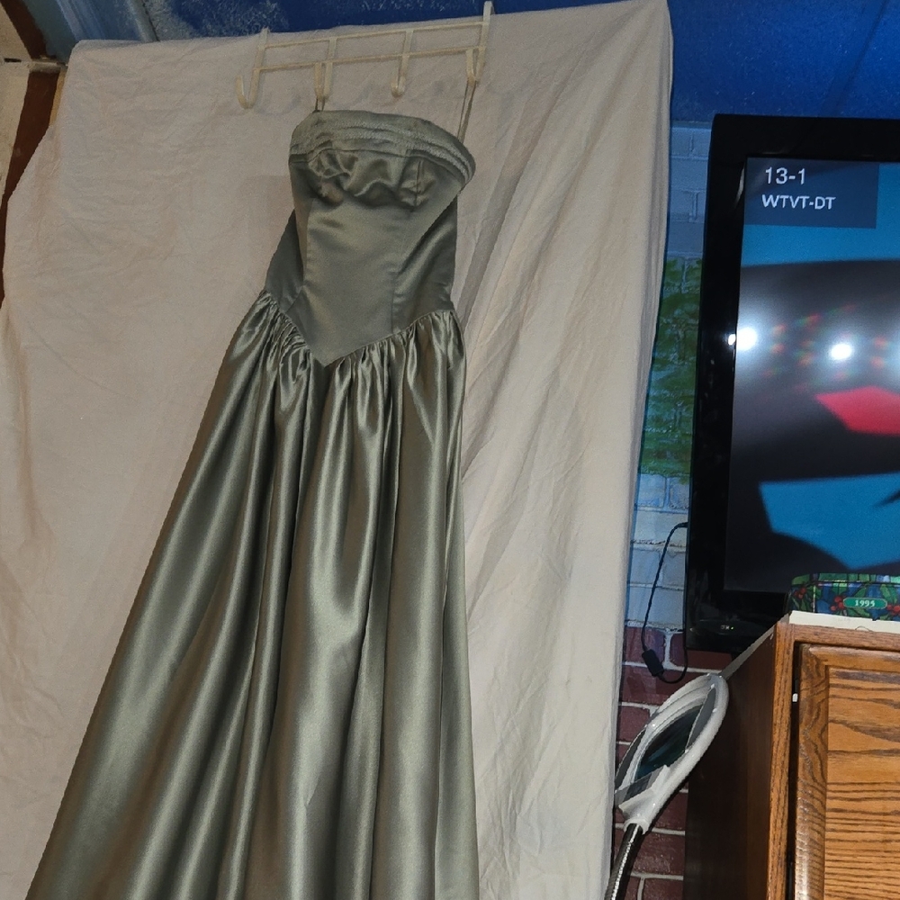 Strapless Satin Prom Dress in Sage Green